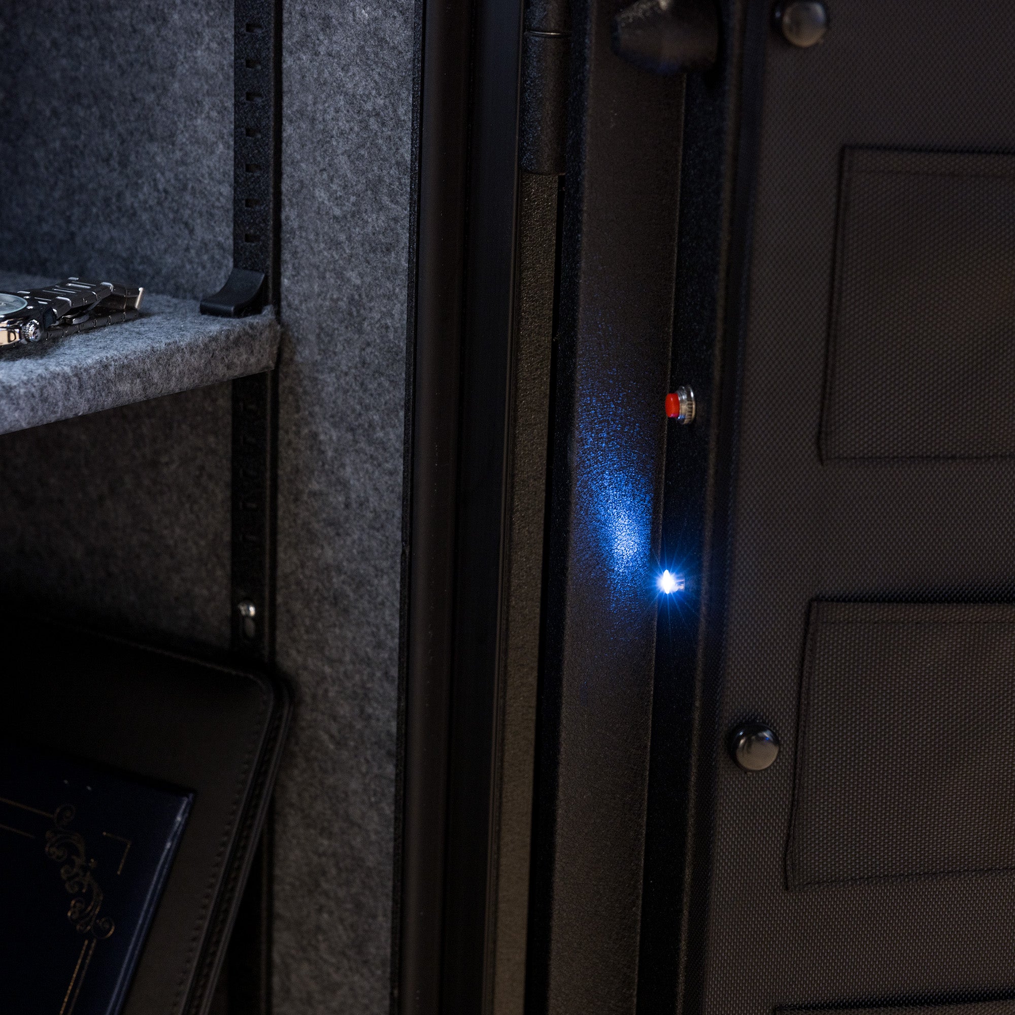 MAXSafes® 2.0 CF Fireproof & Waterproof Safe