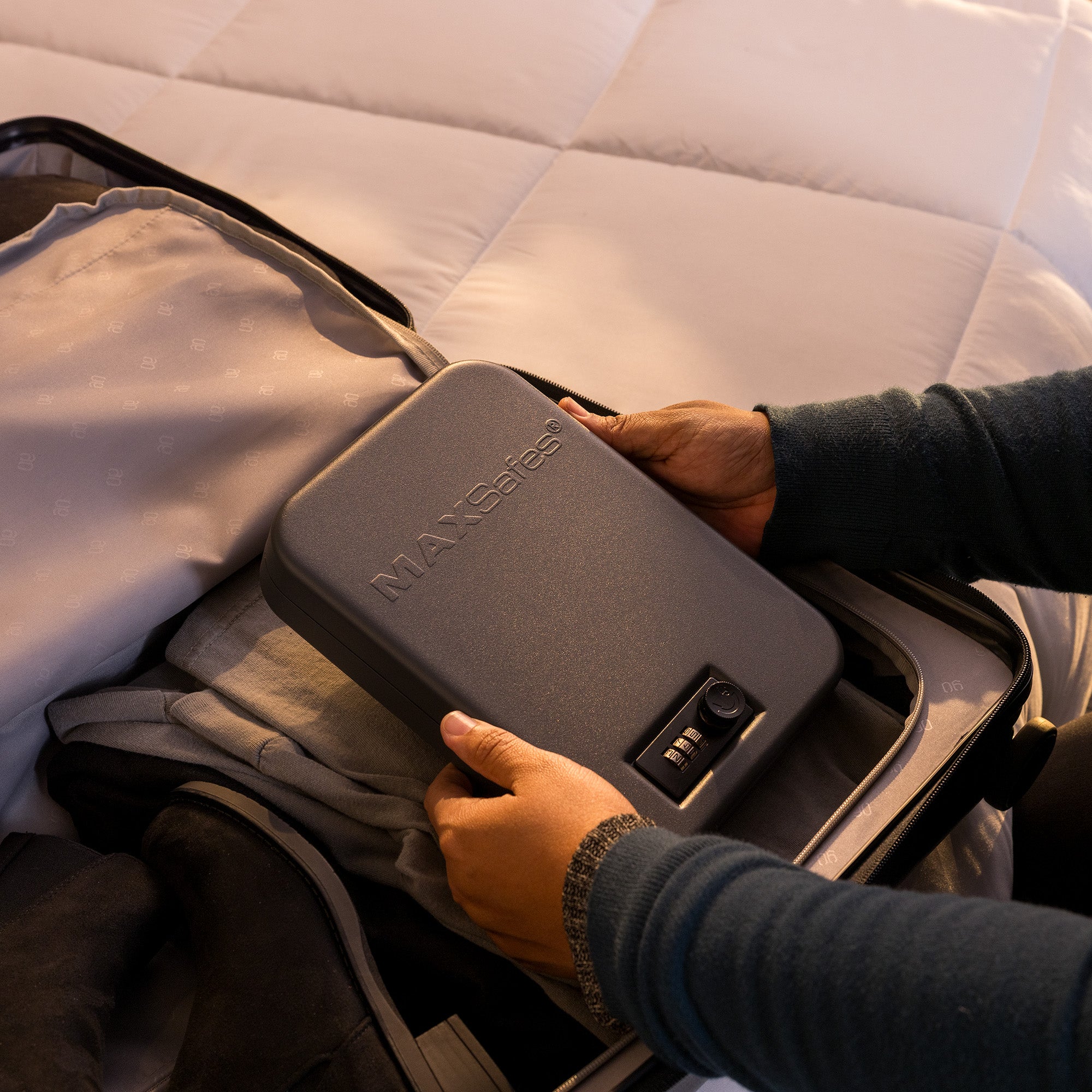 MAXSafes® Keyed Lockbox